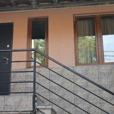 Family apartament Apartamento Tiflis Exterior foto